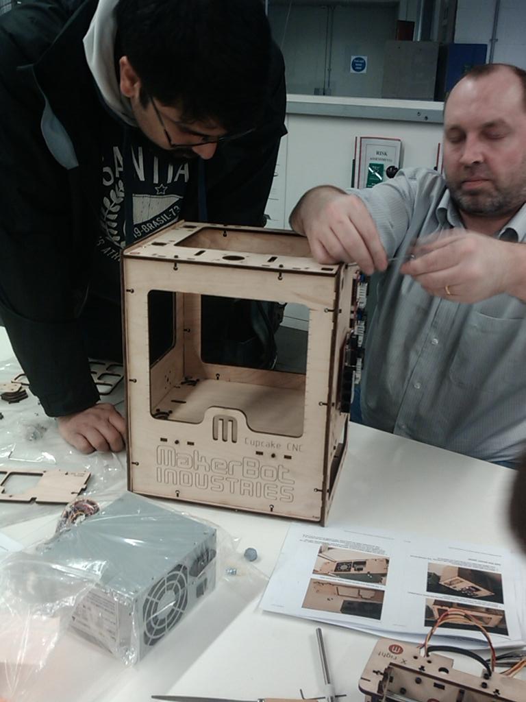 maker bot construction